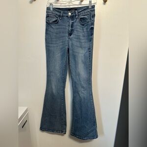 Judy Blue High Rise Flared Jeans Size 7/28 Medium Wash Comfy JB82288